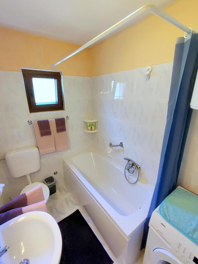 Apartment Pajtak Poreč Buitenkant foto